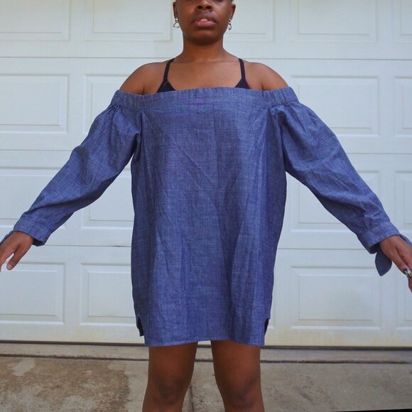 Banana Republic Blue Chambray Off Shoulder Top Blouse Tie Sleeve - Size XL (NWOT - Picture 1 of 15